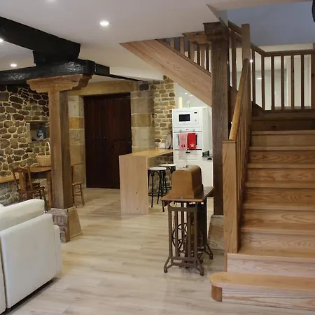 Casa De Pueblo En * Selaya