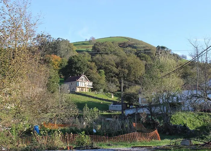 Casa De Pueblo En * Selaya